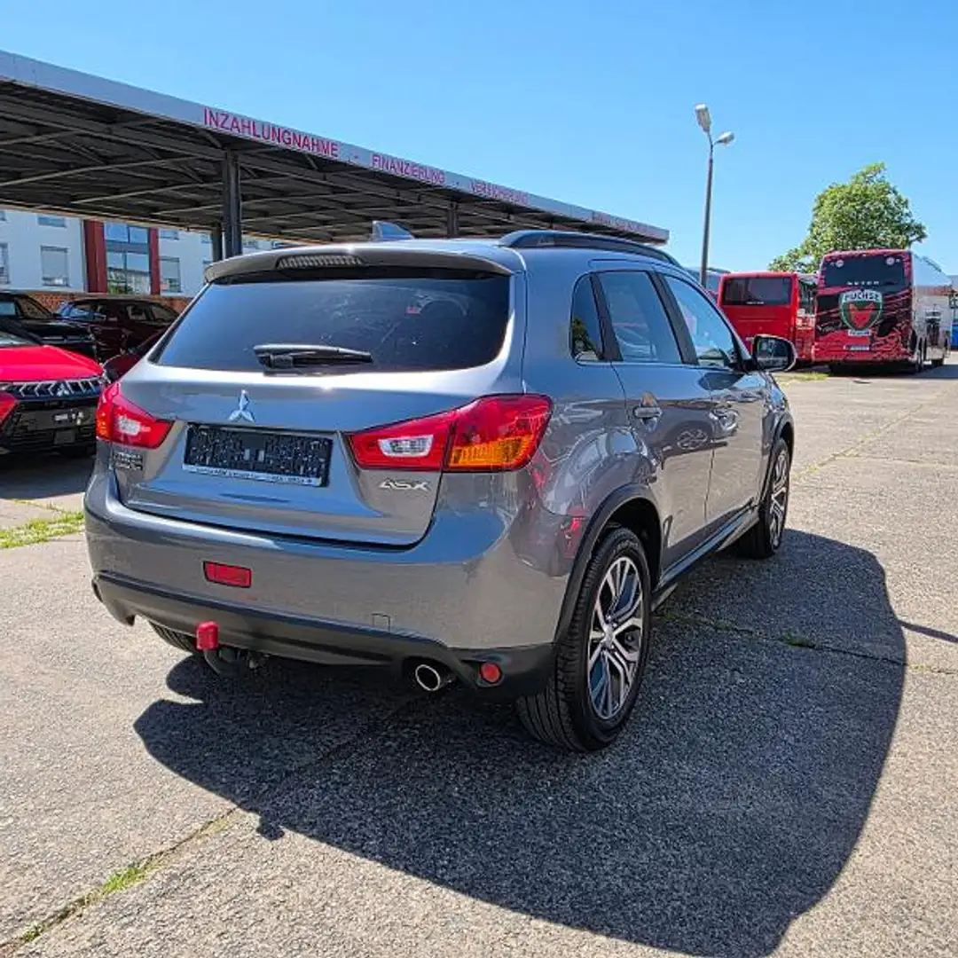 Mitsubishi ASX Edition 100+ 1.6 MIVEC ClearTec 2WD 5-Gang Grau - 2