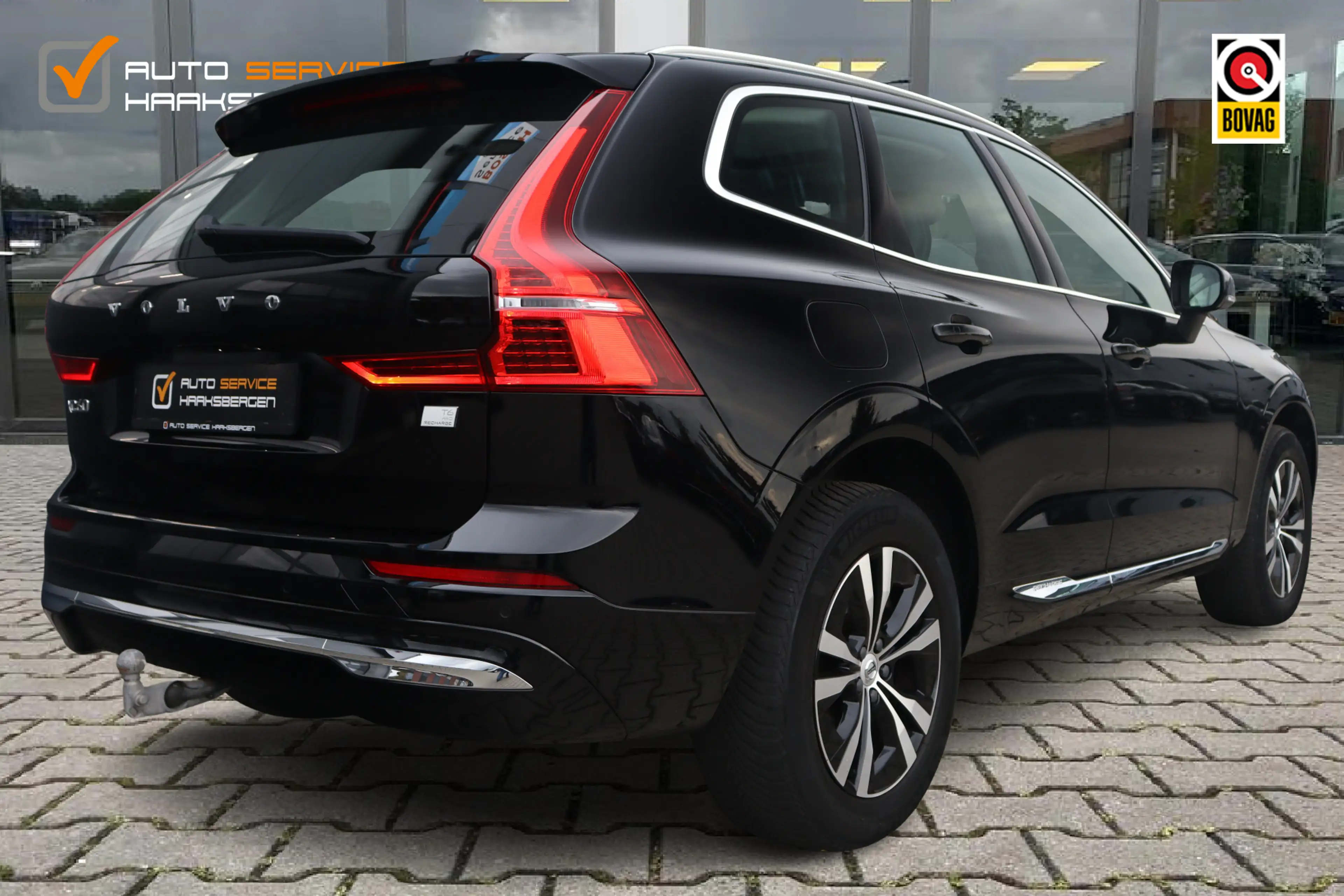 Volvo XC60 2.0 T6 Plug-in hybrid AWD Plus Dark | Pano | Trekh — photo 4