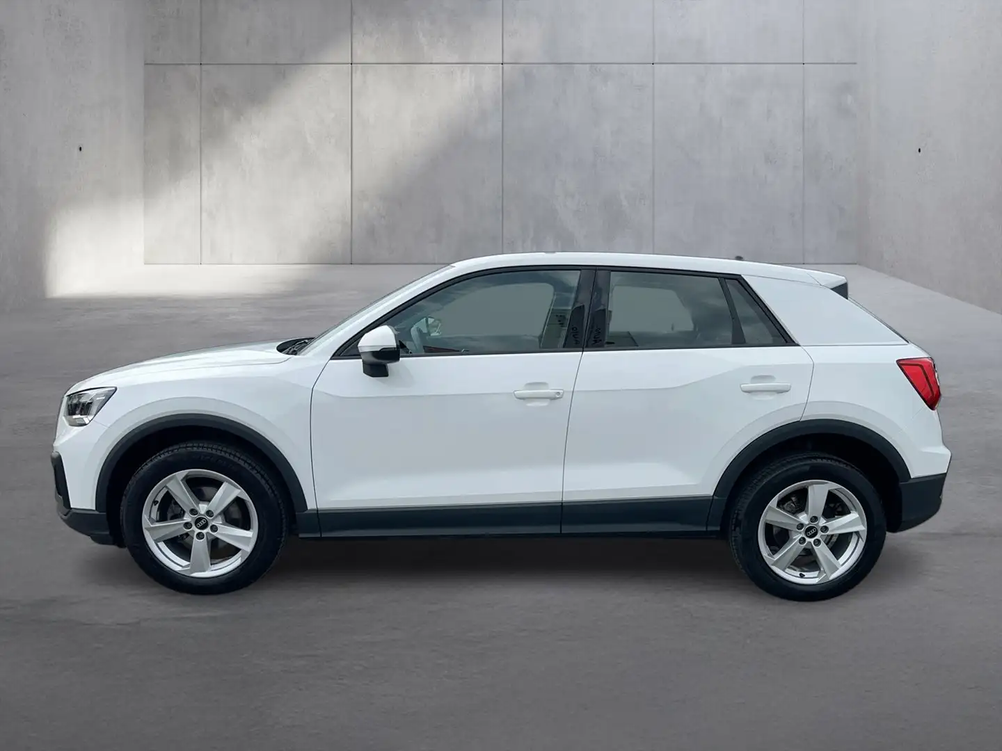 Audi Q2 30 TFSI intense Weiß - 2