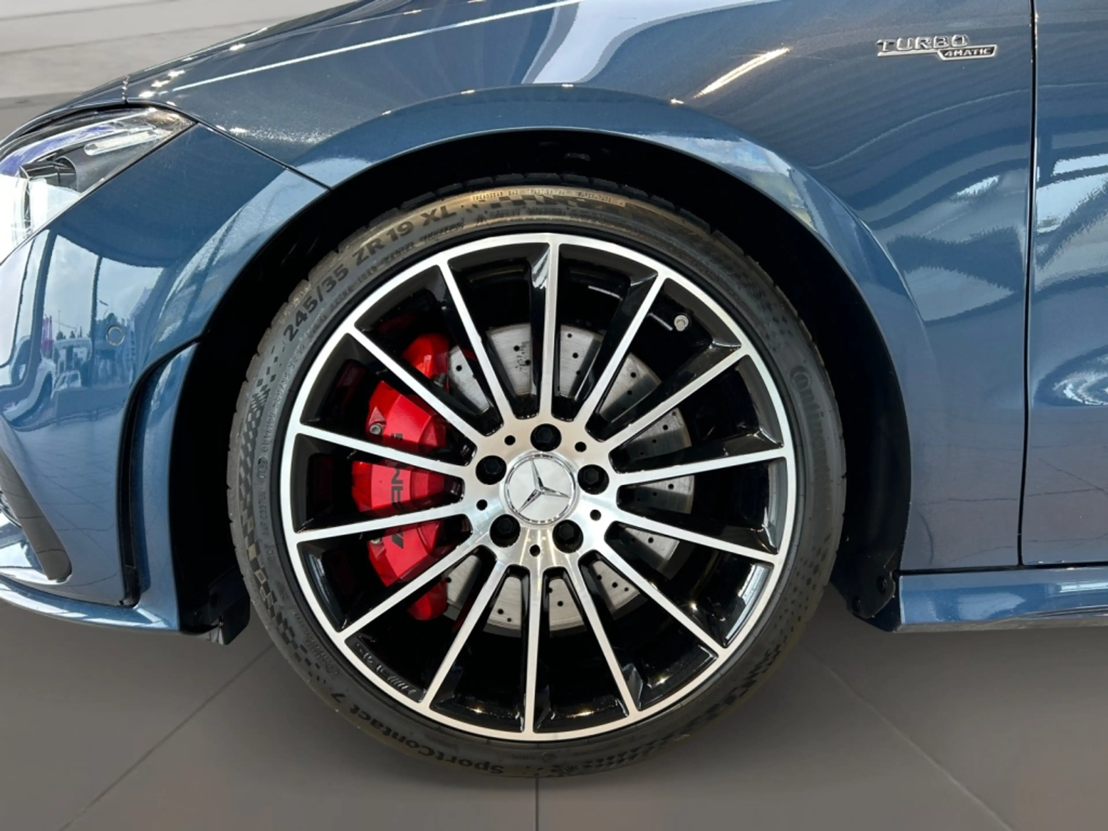 Mercedes-Benz CLA 35 AMG AMG CLA 35 4matic Coupe AMG+MBUX+MBeam+AHK+Pano — photo 8