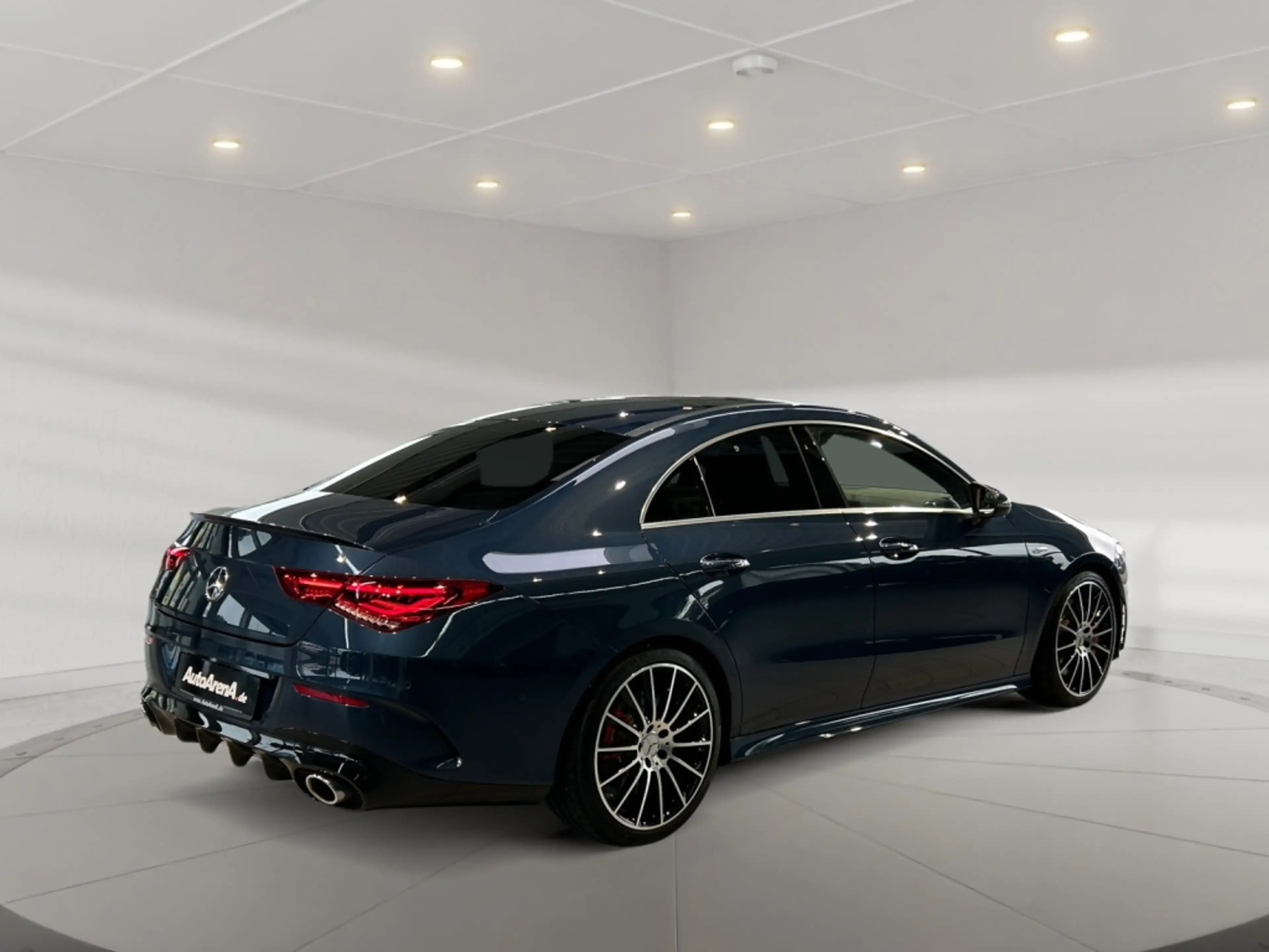 Mercedes-Benz CLA 35 AMG AMG CLA 35 4matic Coupe AMG+MBUX+MBeam+AHK+Pano — photo 4