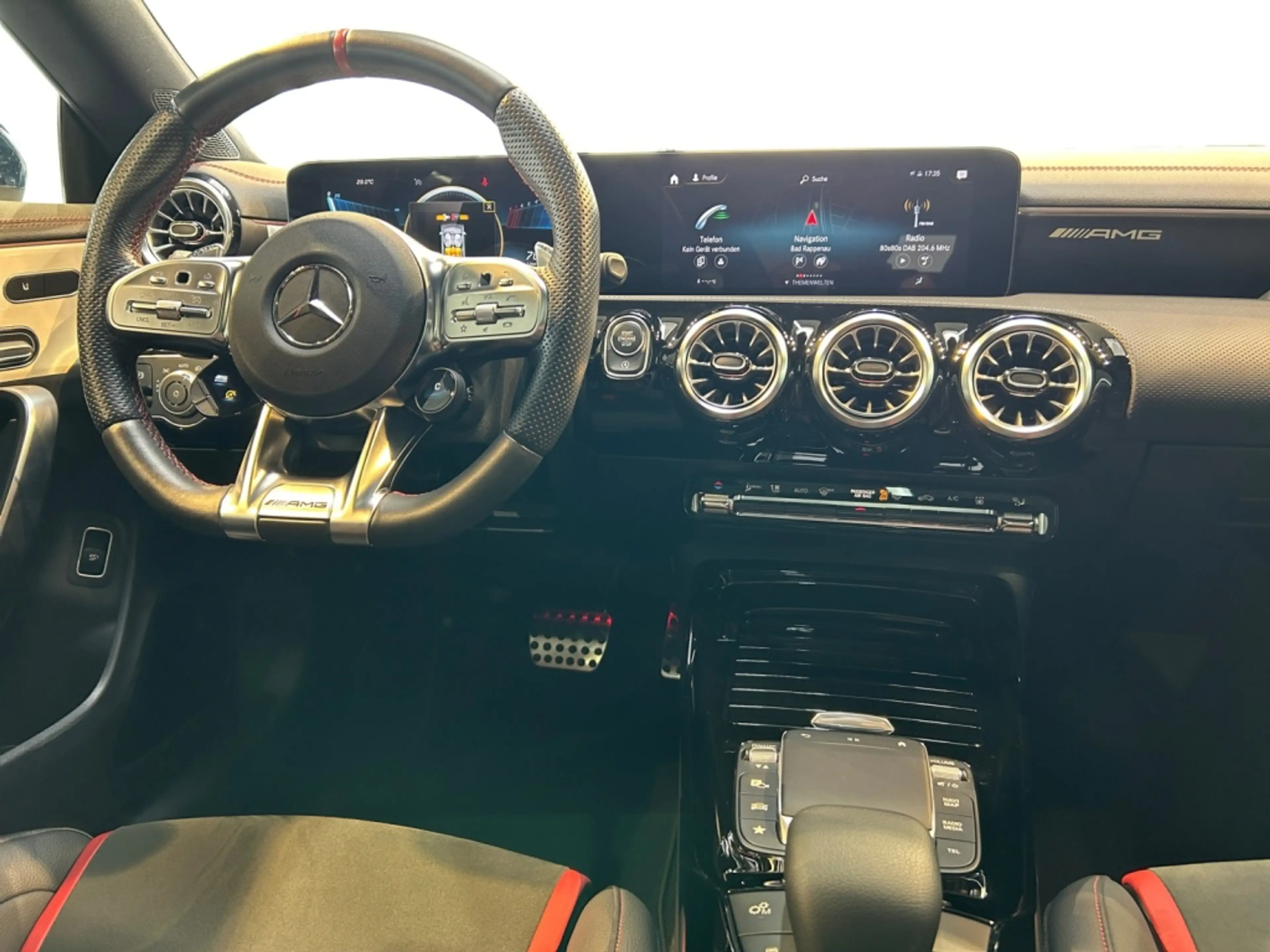 Mercedes-Benz CLA 35 AMG AMG CLA 35 4matic Coupe AMG+MBUX+MBeam+AHK+Pano — photo 12