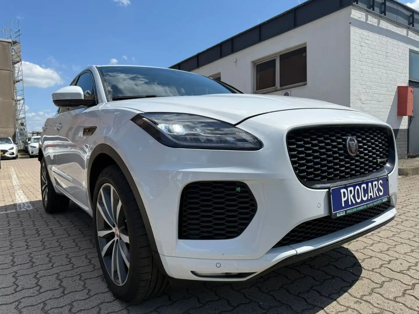 Jaguar E-Pace E-PACE Chequered Flag D180 AWD Aut.*LED*PANO*AHK Blanc - 2
