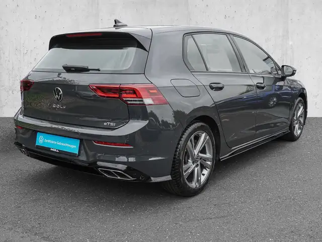 Volkswagen Golf view 4