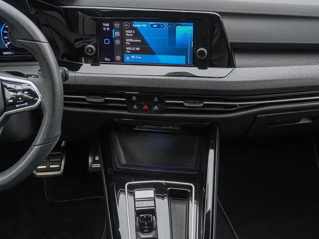 Volkswagen Golf view 12