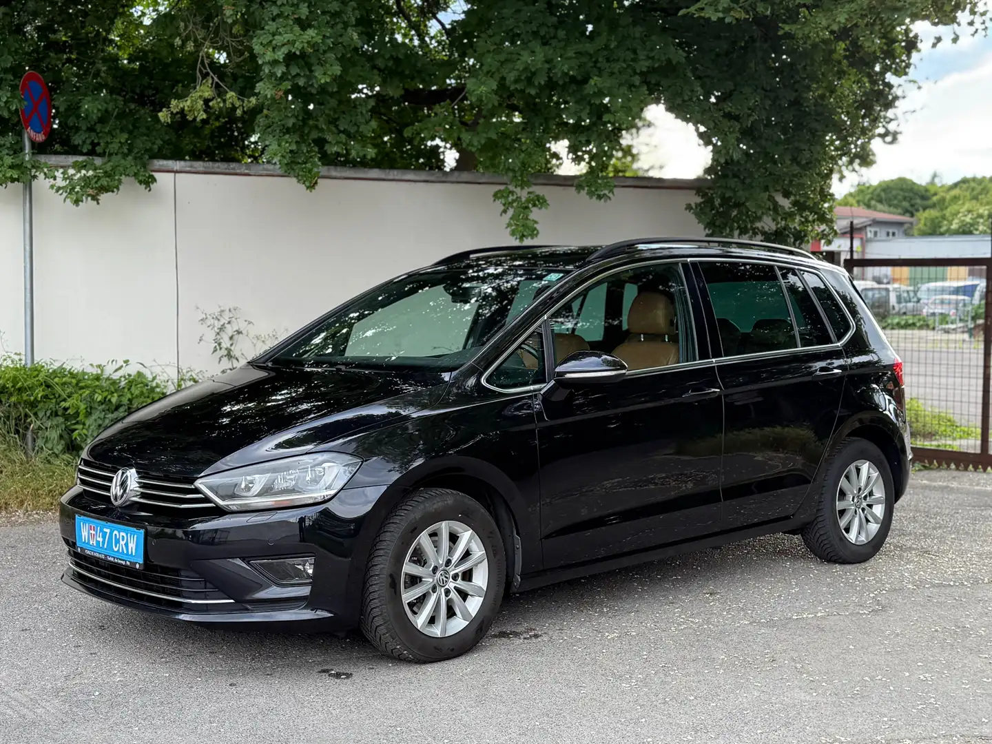 Volkswagen Golf Sportsvan 1.6 TDI DSG Highline Schwarz - 2