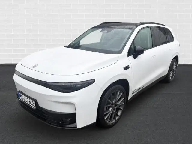 Leapmotor C10
