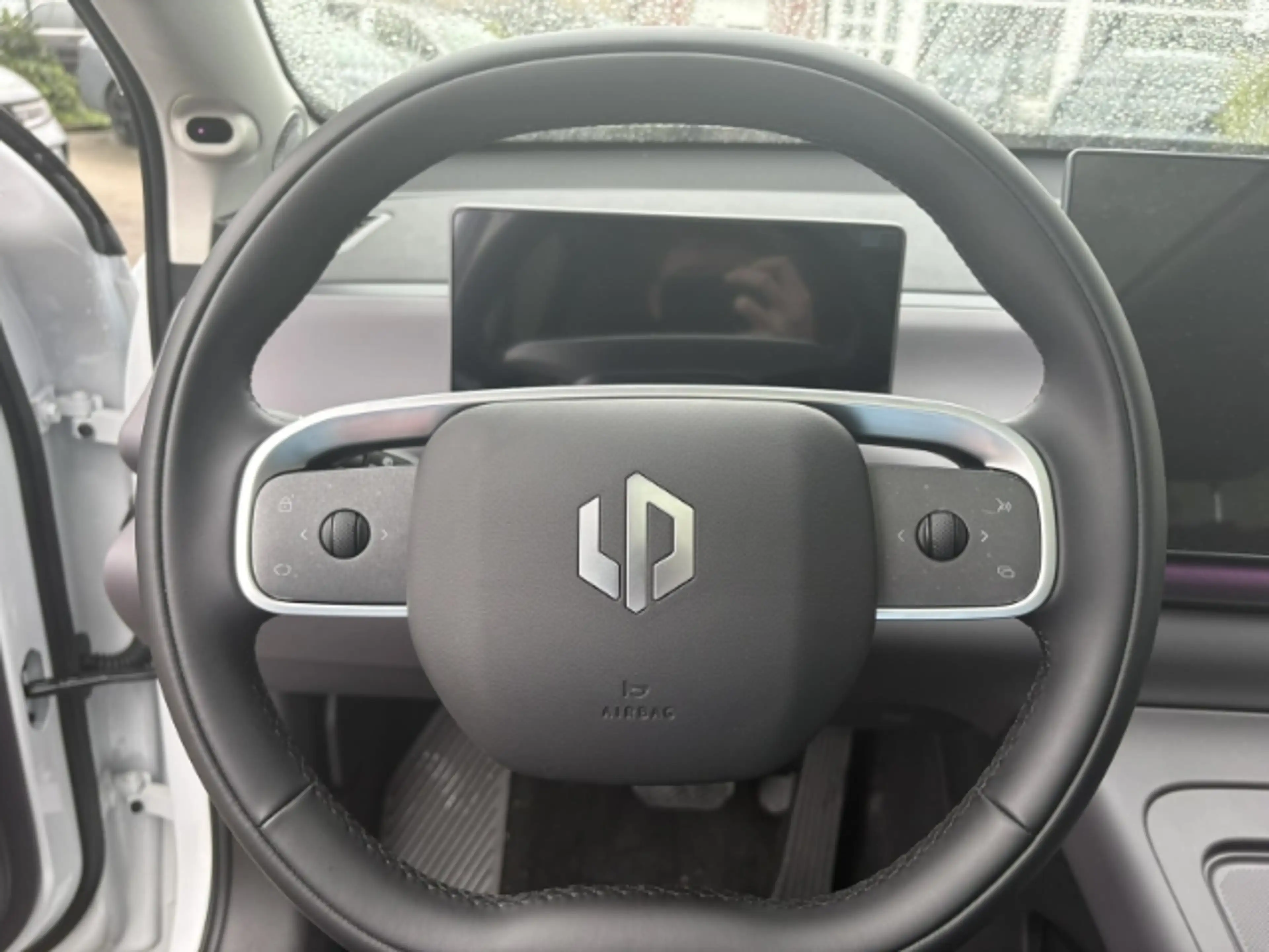 Leapmotor C10 REEV DESIGN 28,4kWh+NAVI+360° KAMERA+LED-SCHEINWER — photo 9