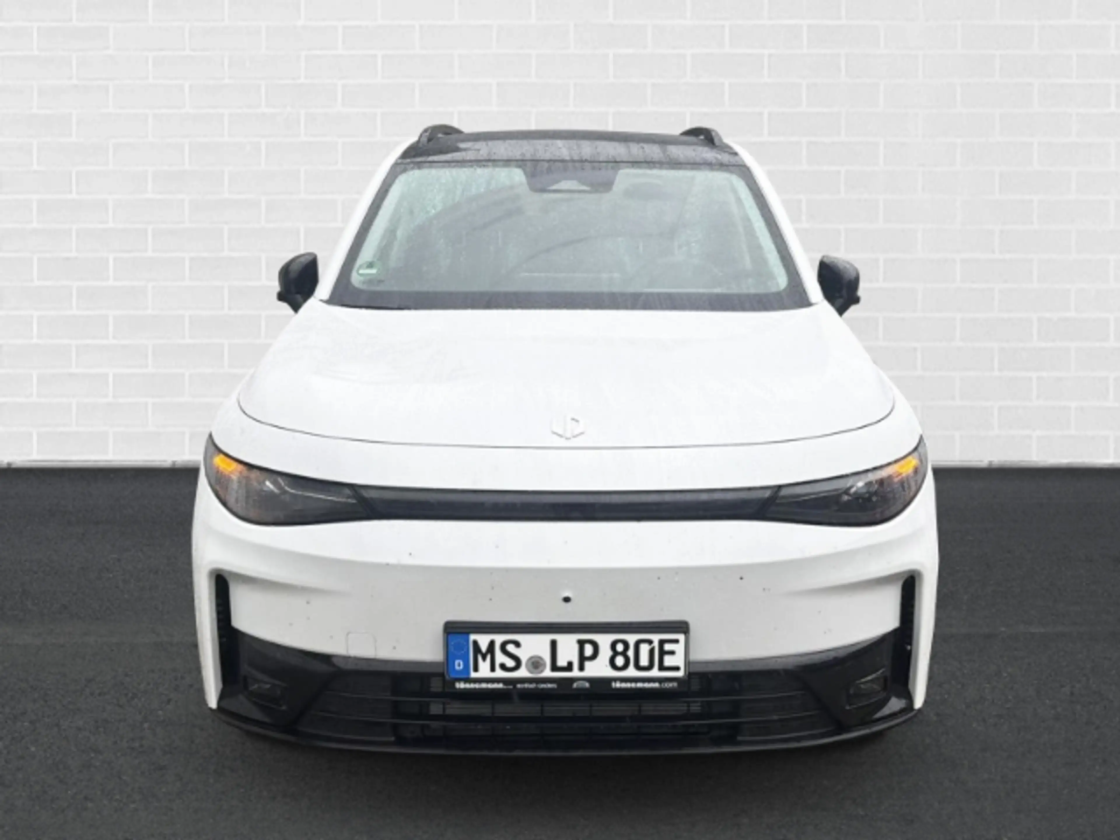 Leapmotor C10 REEV DESIGN 28,4kWh+NAVI+360° KAMERA+LED-SCHEINWER — photo 3