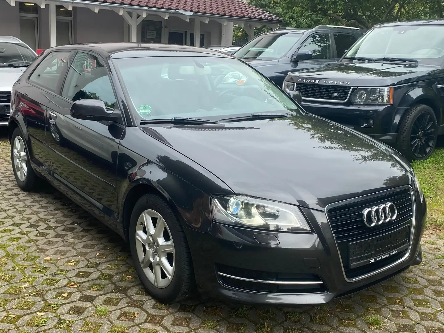 Audi A3 1.4 TFSI Ambiente+8-fach bereift+Start/Stop-Autoto Grau - 2