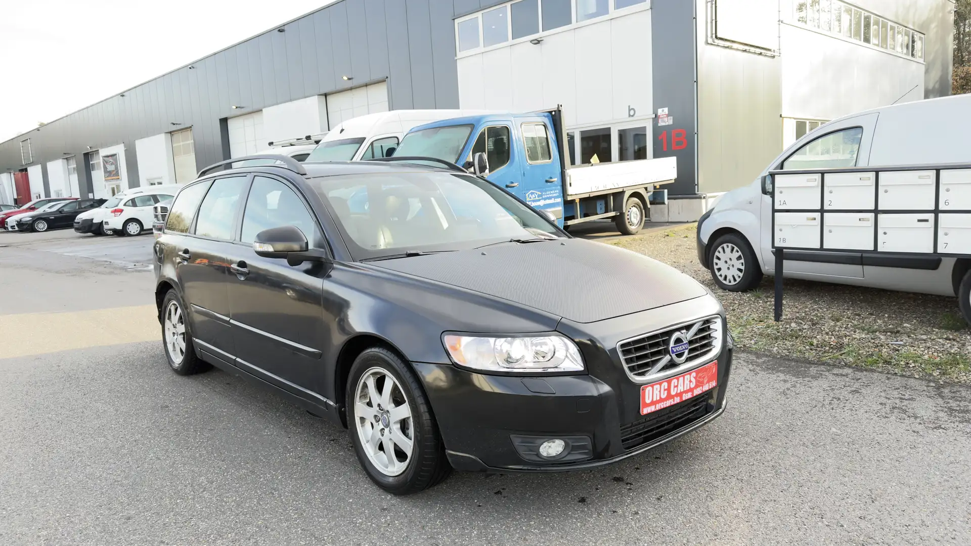 Volvo V50 1.6 D DRIVe Start/Stop Business Edition Grau - 1