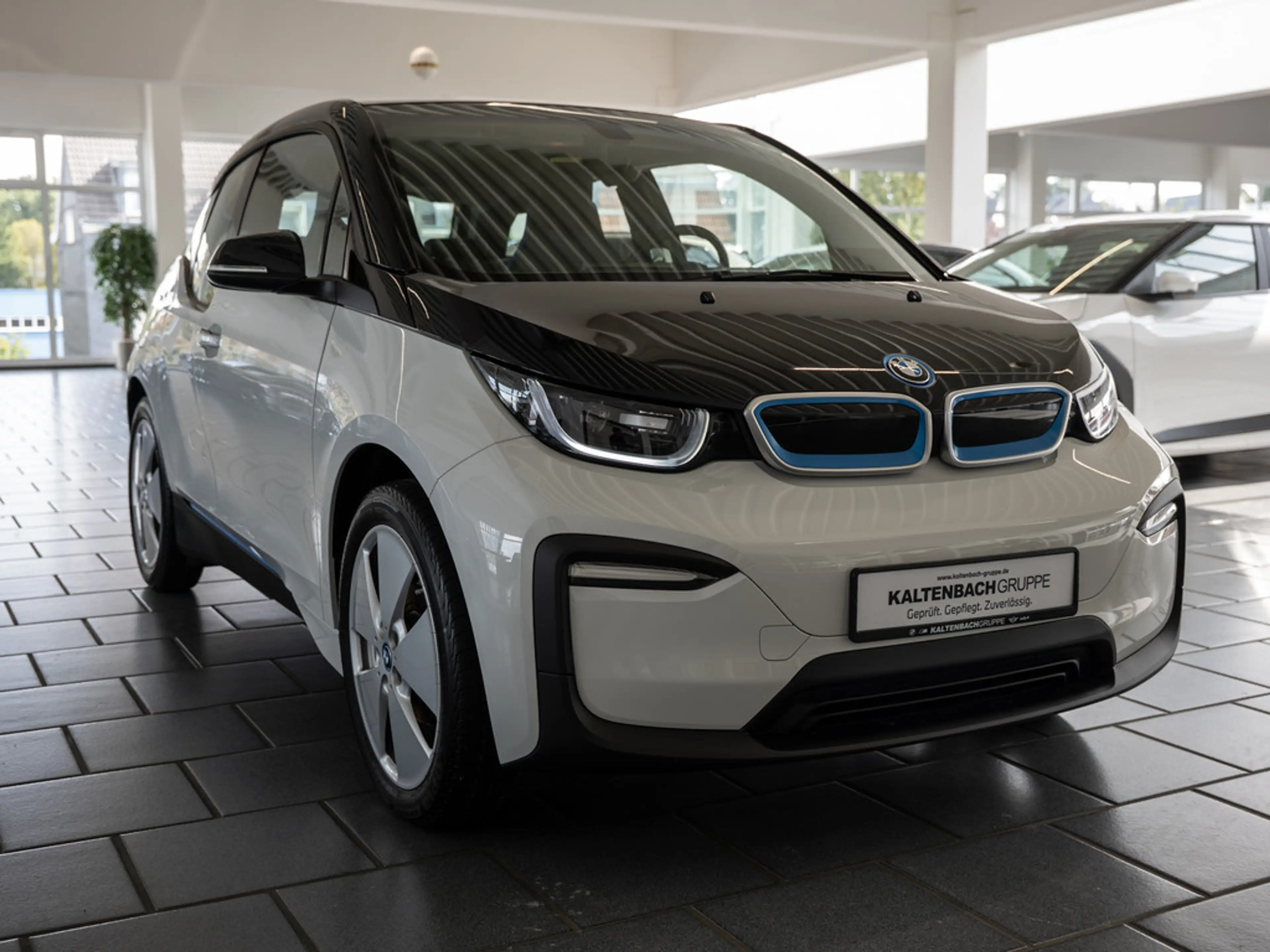 BMW i3 120Ah LED SCHEINWERFER PDC — photo 4