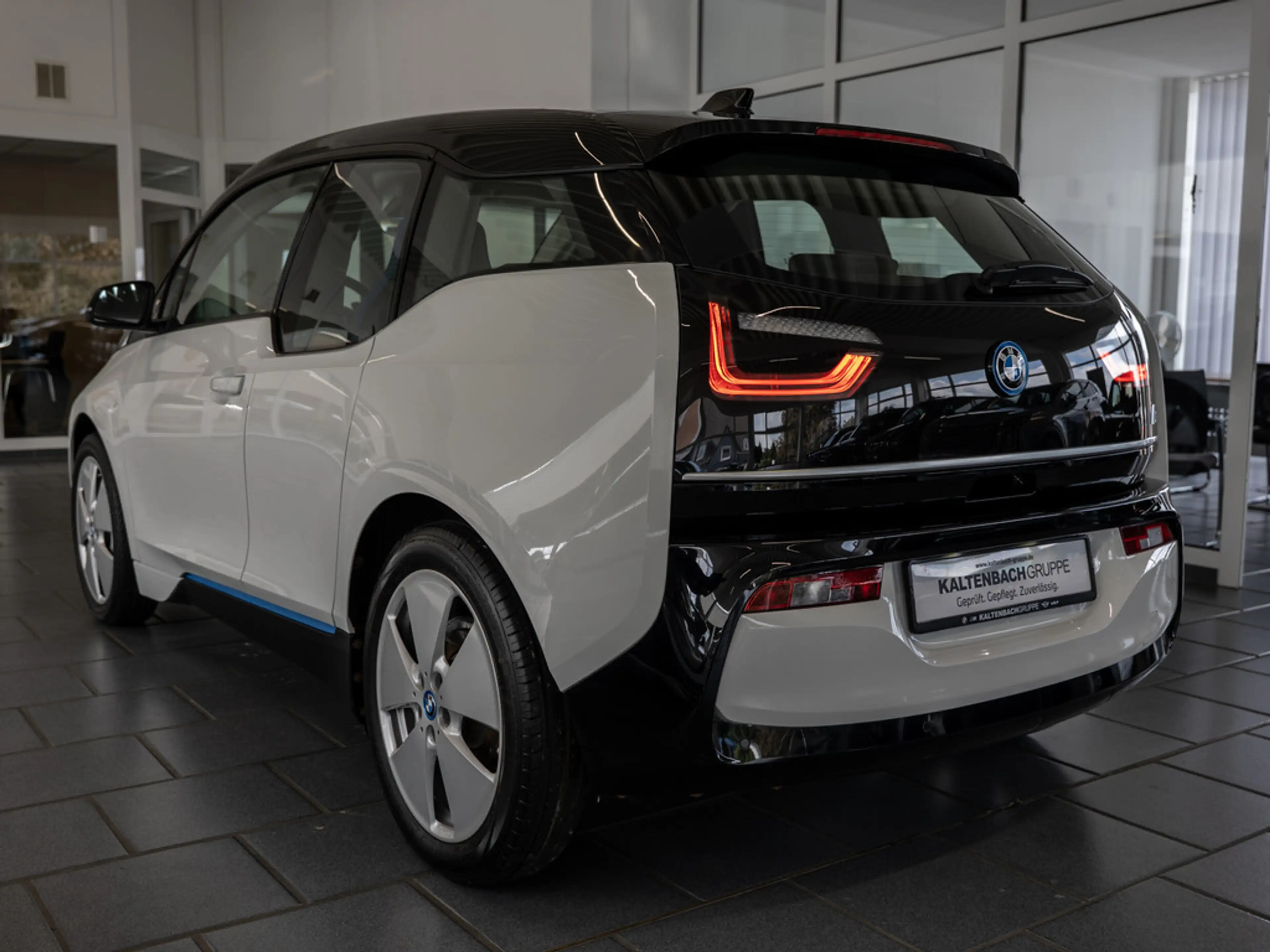 BMW i3 120Ah LED SCHEINWERFER PDC — photo 7