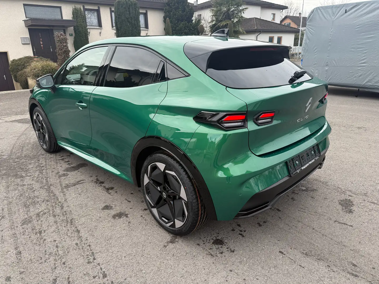 Renault Clio Techno TCe 115 18 Zoll Navi Grün - 2