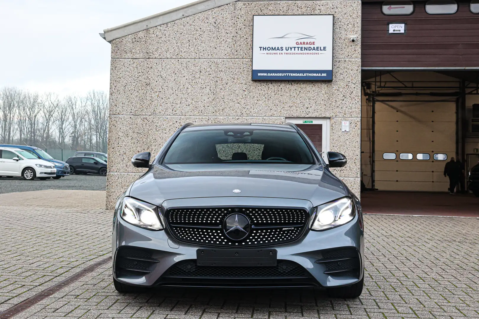 Mercedes-Benz E 43 AMG AMG*360°CAMERA*SFEERVERLICHTING*LUCHTVERING* Grau - 2