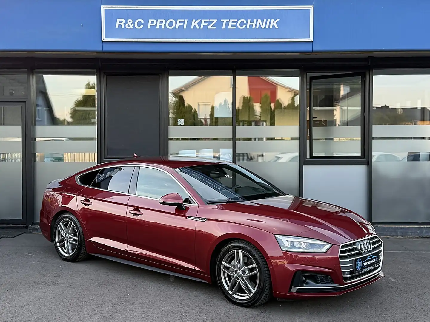 Audi A5 2.0 TDI Sportback S LINE/HEAD UP/ACC/LIVE COCKP... Rot - 1