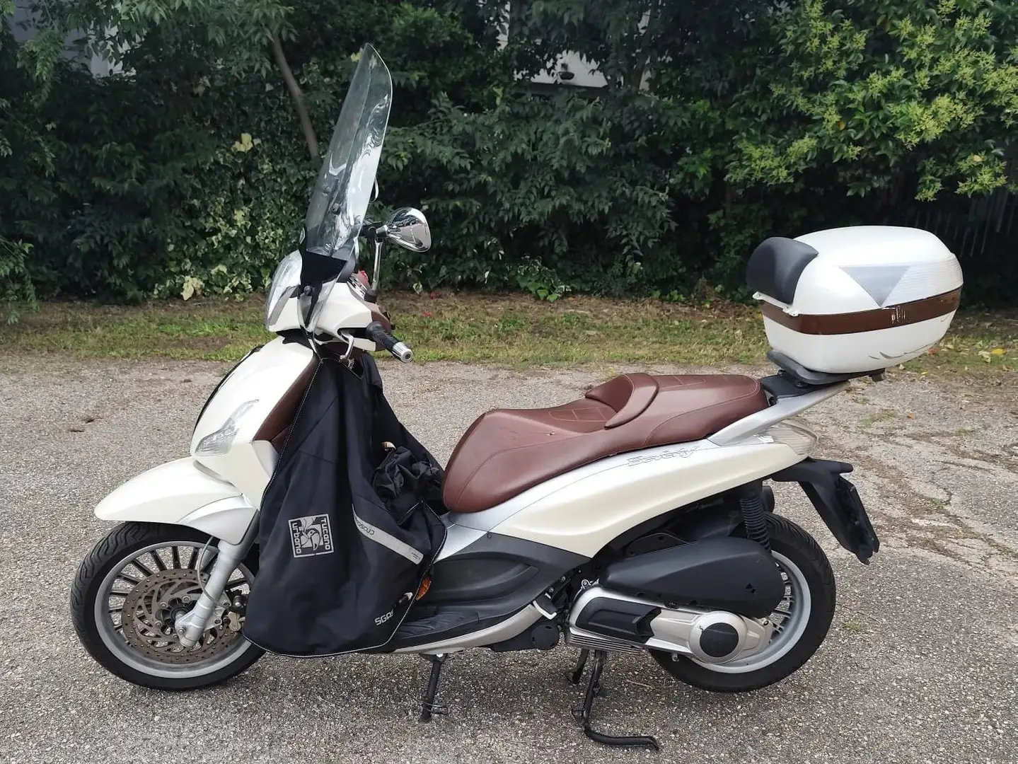 Piaggio Beverly 300 Alb - 2