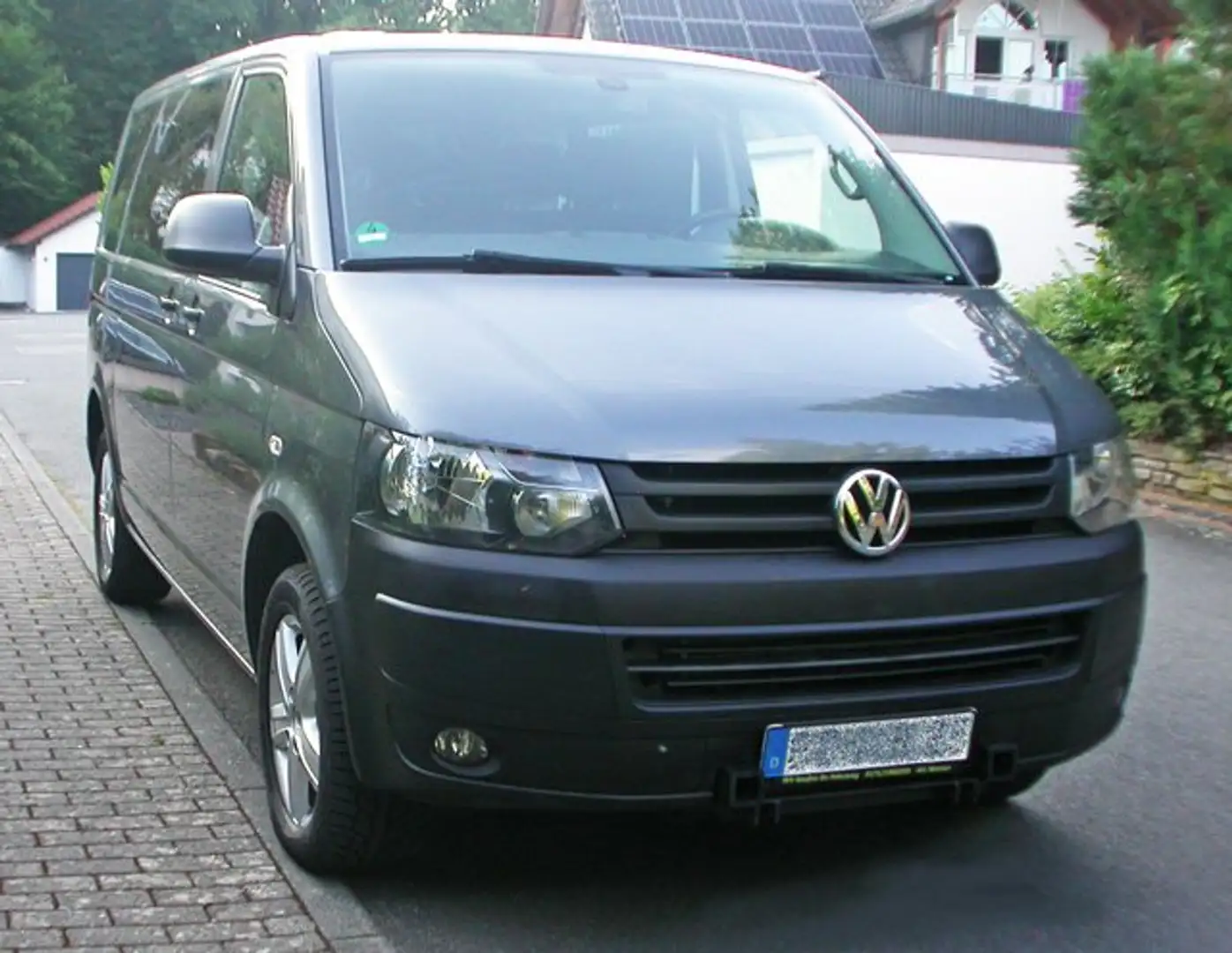 Volkswagen T5 TDI 4MOTION ALLRAD 8-Sitzer, Frontanbau, Mod. 2014 Gri - 2