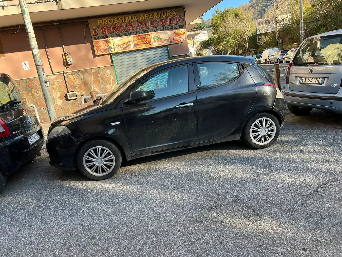 Lancia Ypsilon Ypsilon III 2011 1.2 8v Silver 69cv Negro - 1