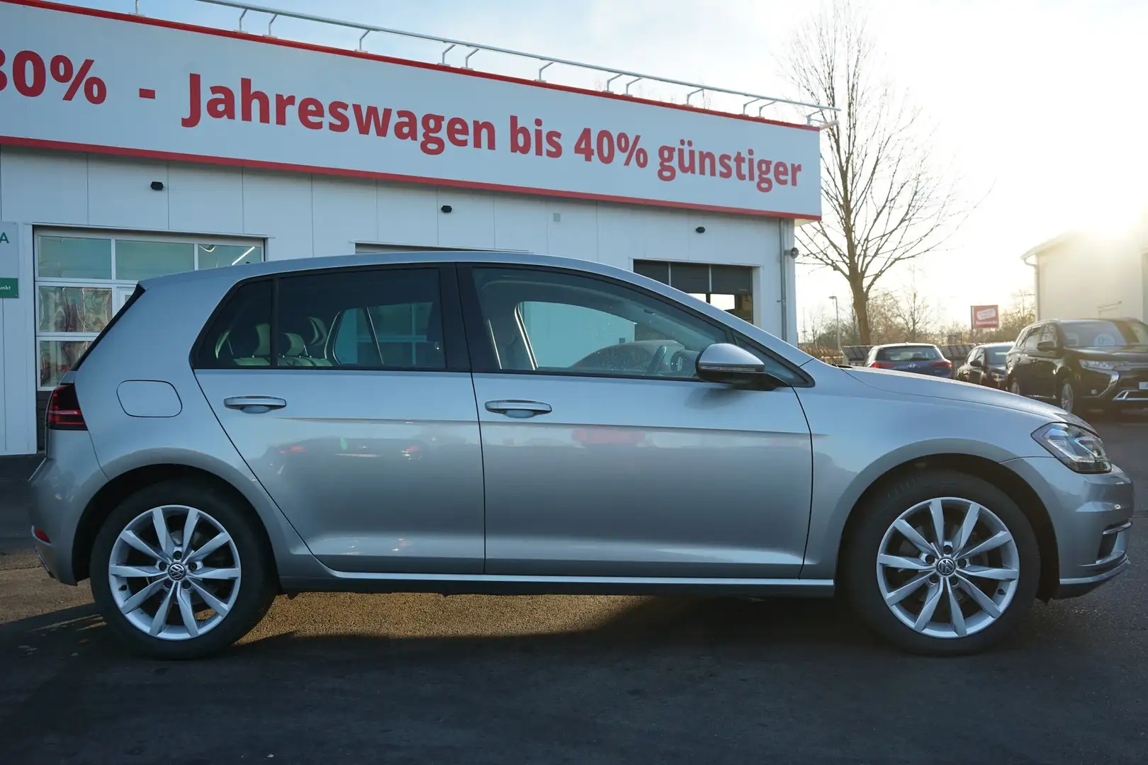 Volkswagen Golf VII 1.4 TSI Highline LED Navi Kamera Grau - 2