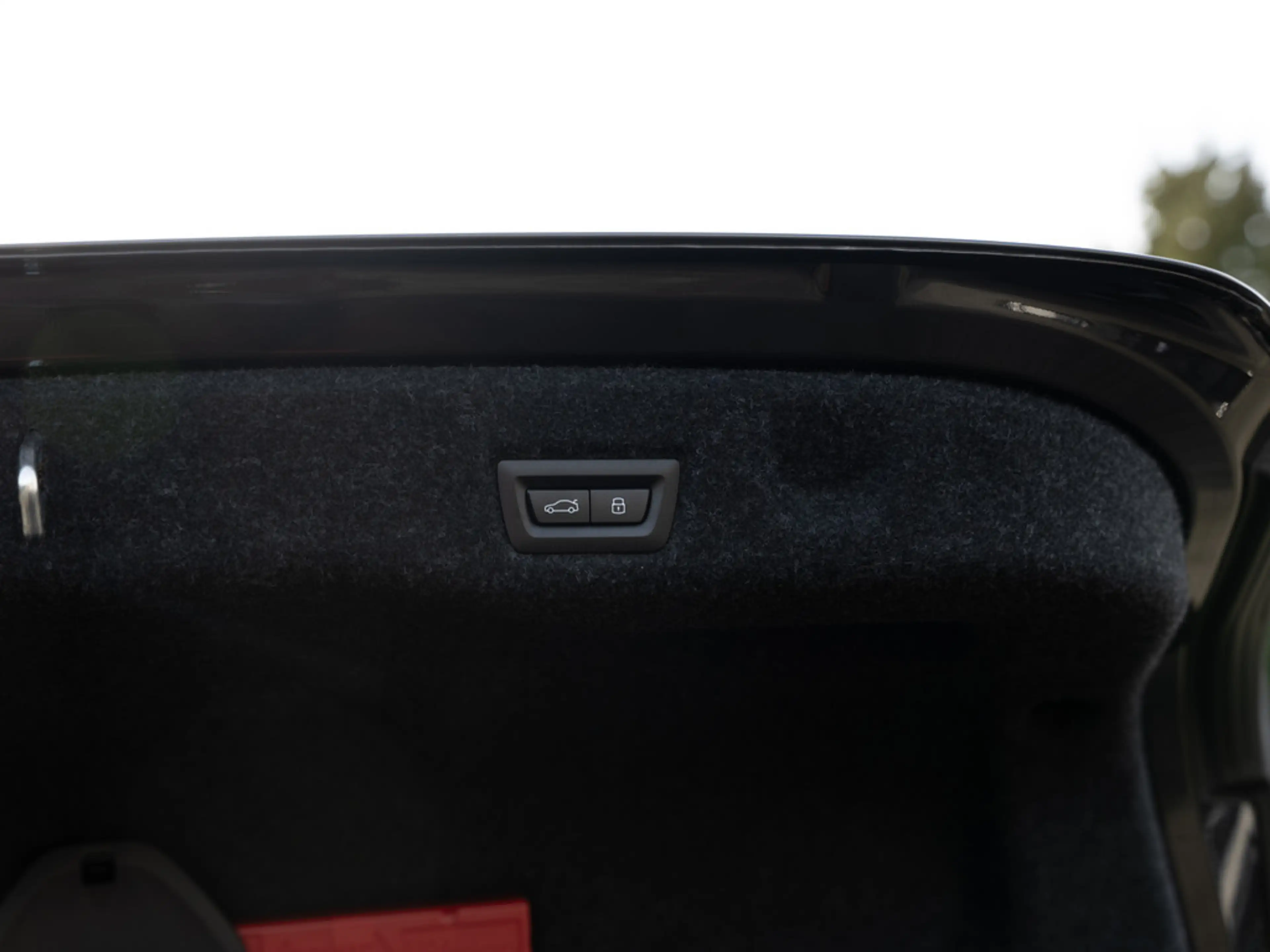 BMW 530 e xDrive M Sport Pro 360° PANO LED HUD ACC — photo 15