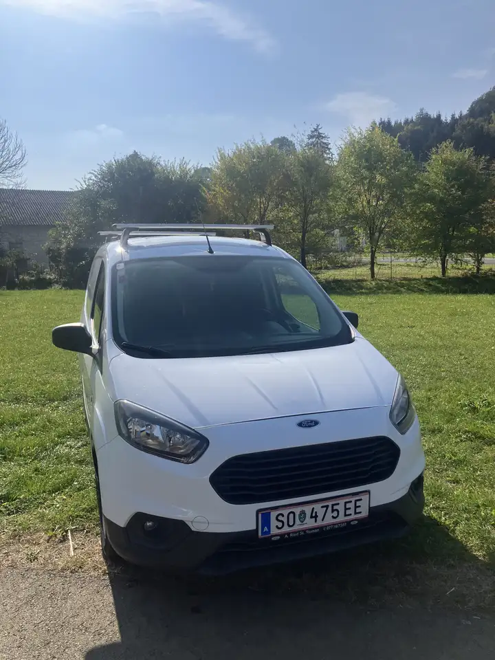 Ford Transit Courier