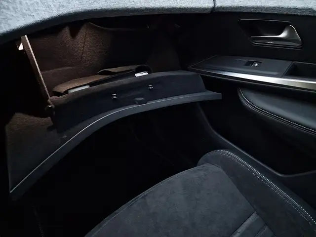 Peugeot 3008 Hybrid 145 E-DCS6 GT Aut. "sofort verfügbar" Ansicht 49