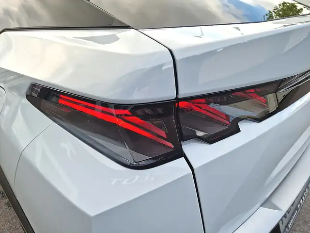 Peugeot 3008 Hybrid 145 E-DCS6 GT Aut. "sofort verfügbar" Ansicht 9