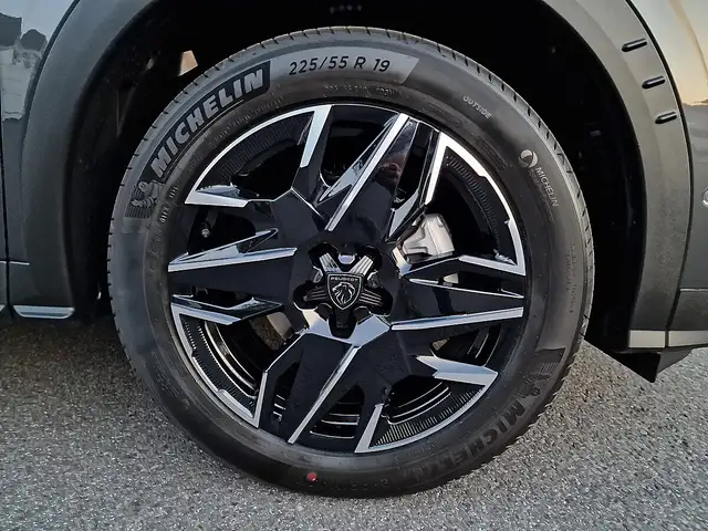 Peugeot 3008 Hybrid 145 E-DCS6 GT Aut. "sofort verfügbar" Ansicht 7