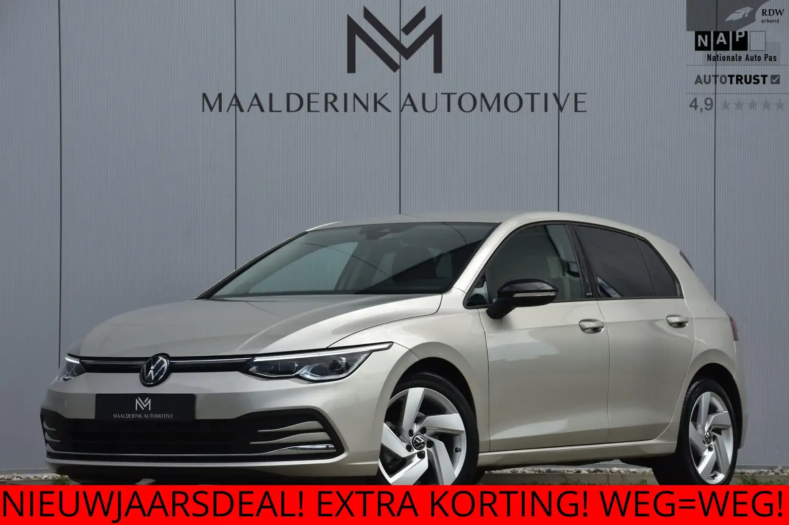 Volkswagen Golf 1.5 eTSI 150pk Automaat Move Trekhaak uitkl., Head Beige - 1