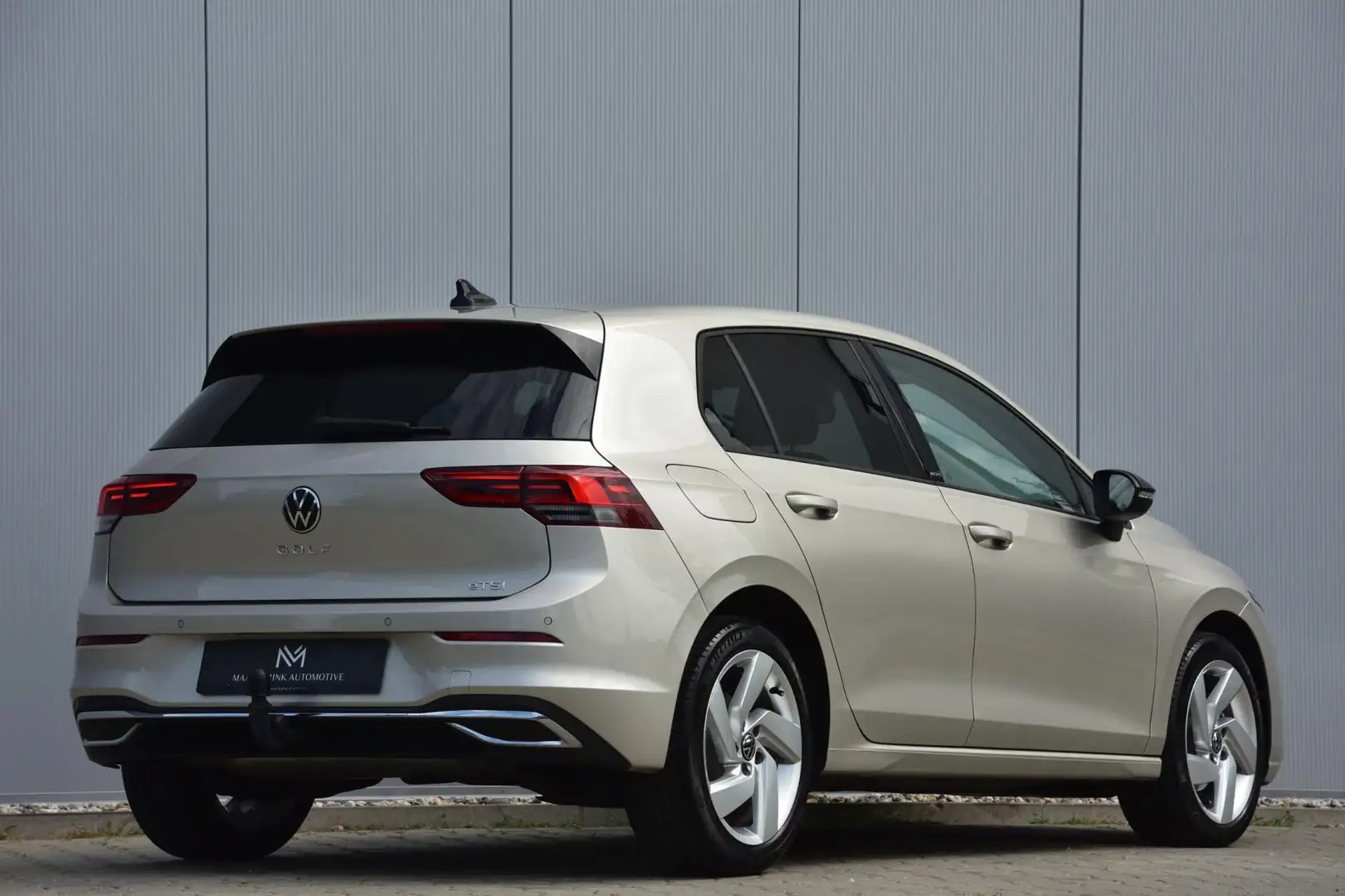 Volkswagen Golf 1.5 eTSI 150pk Automaat Move Trekhaak uitkl., Head Beige - 2