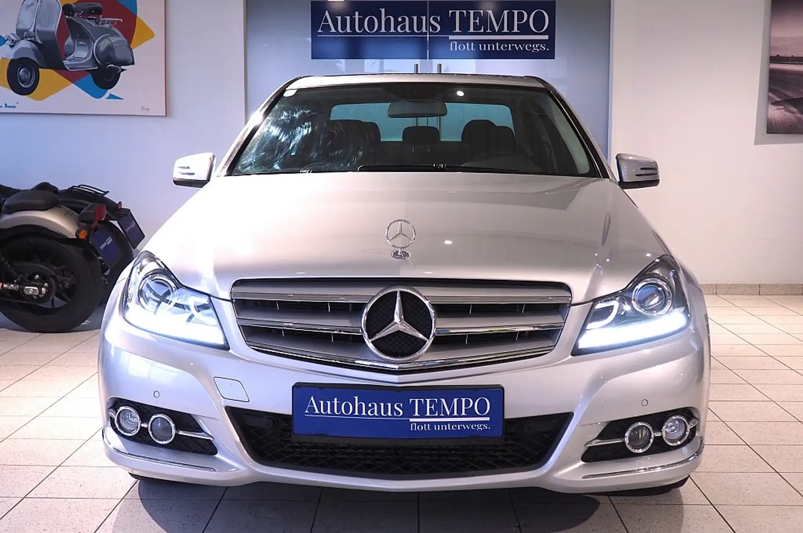 Mercedes-Benz C 200 CDI Elegance Blue Efficiency Aut. --AMG Paket--... Zilver - 2
