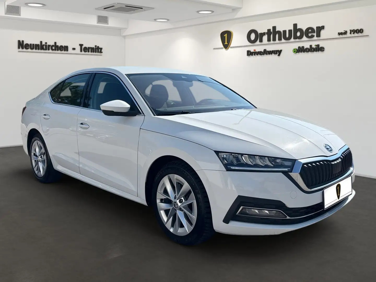 Skoda Octavia Lim. Style Weiß - 2