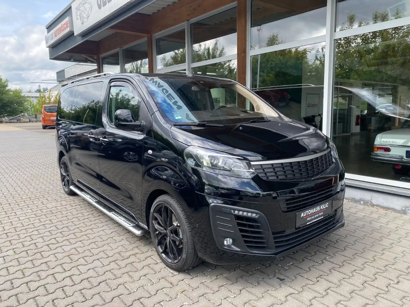 Opel Zafira Life Tourer M Standheiz R-Cam Massage Schwarz - 1