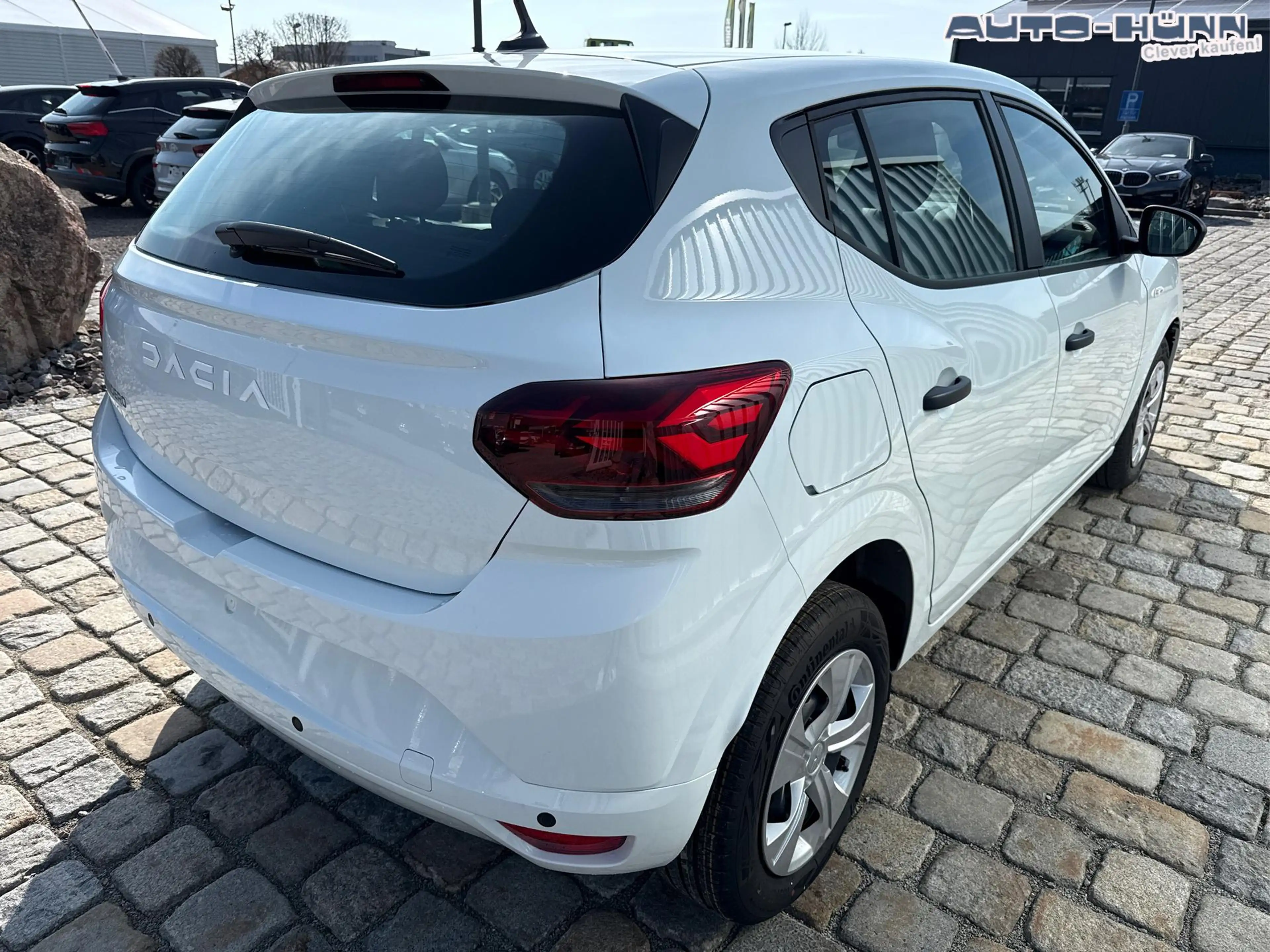 Dacia Sandero Essential 1,0 90 TCe 67 kW/91 PS-5 Gang-15" Sta... — photo 4