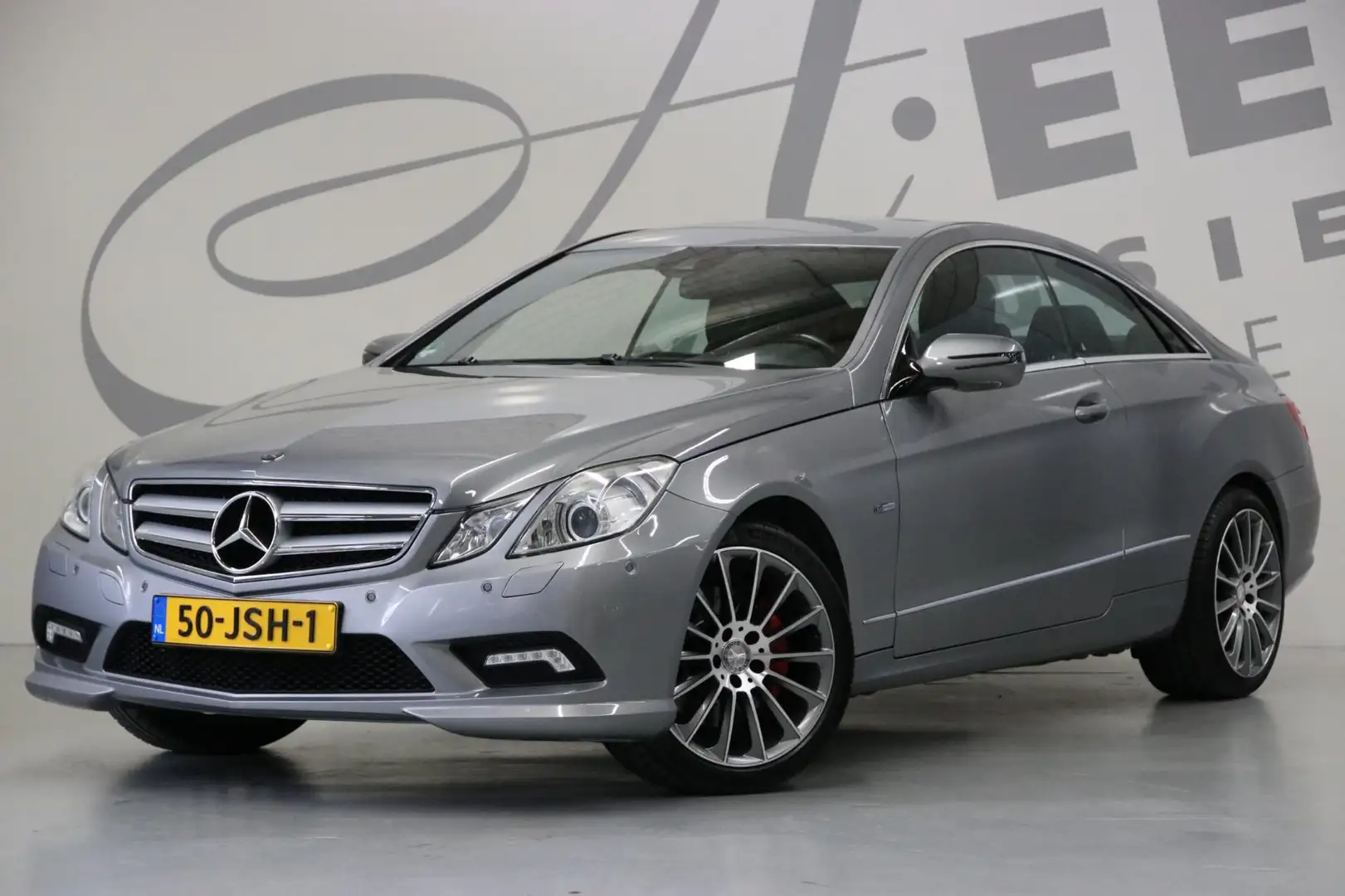 Mercedes-Benz E 350 Coupé CGI Elegance/ Stoelverwarming/ Navigatie/ Grijs - 1