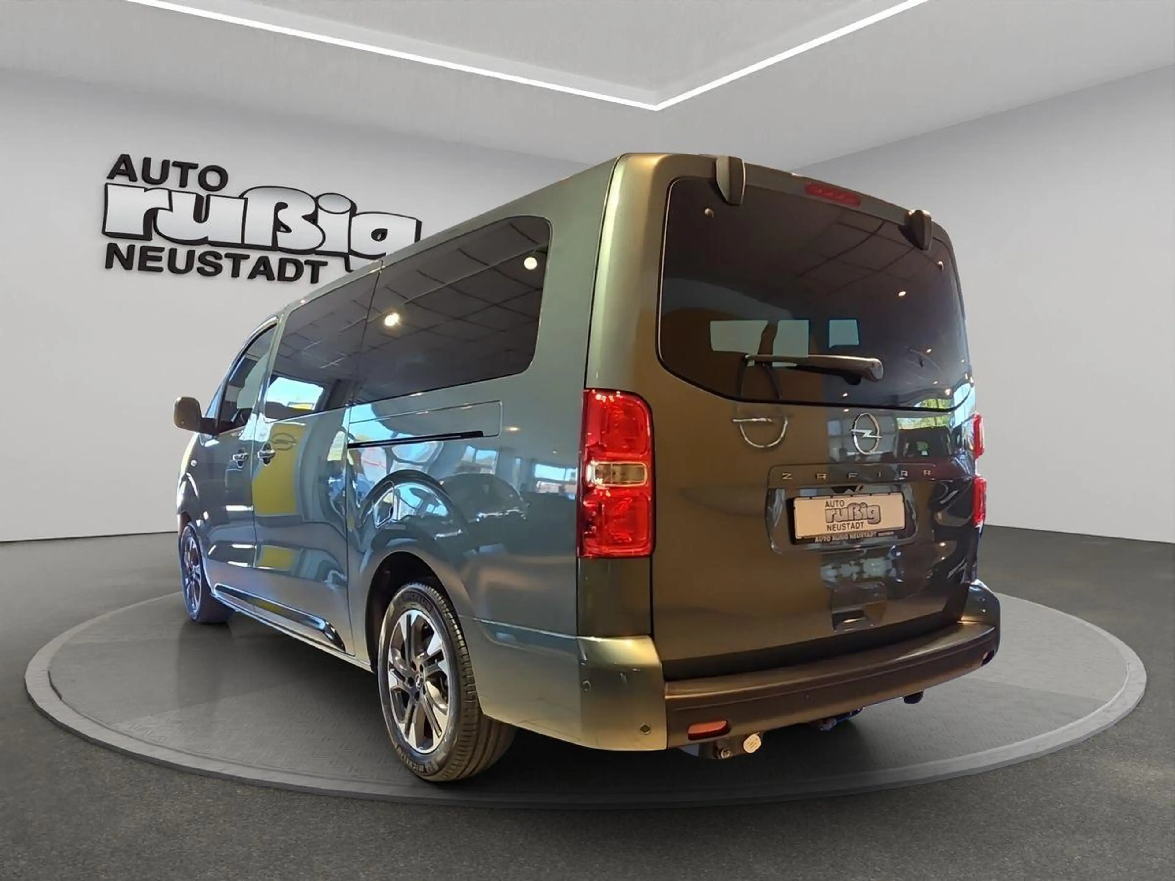 Opel Zafira Life Edition XL 2.2 *LED*NAVI*AHK*KAMERA* — photo 3