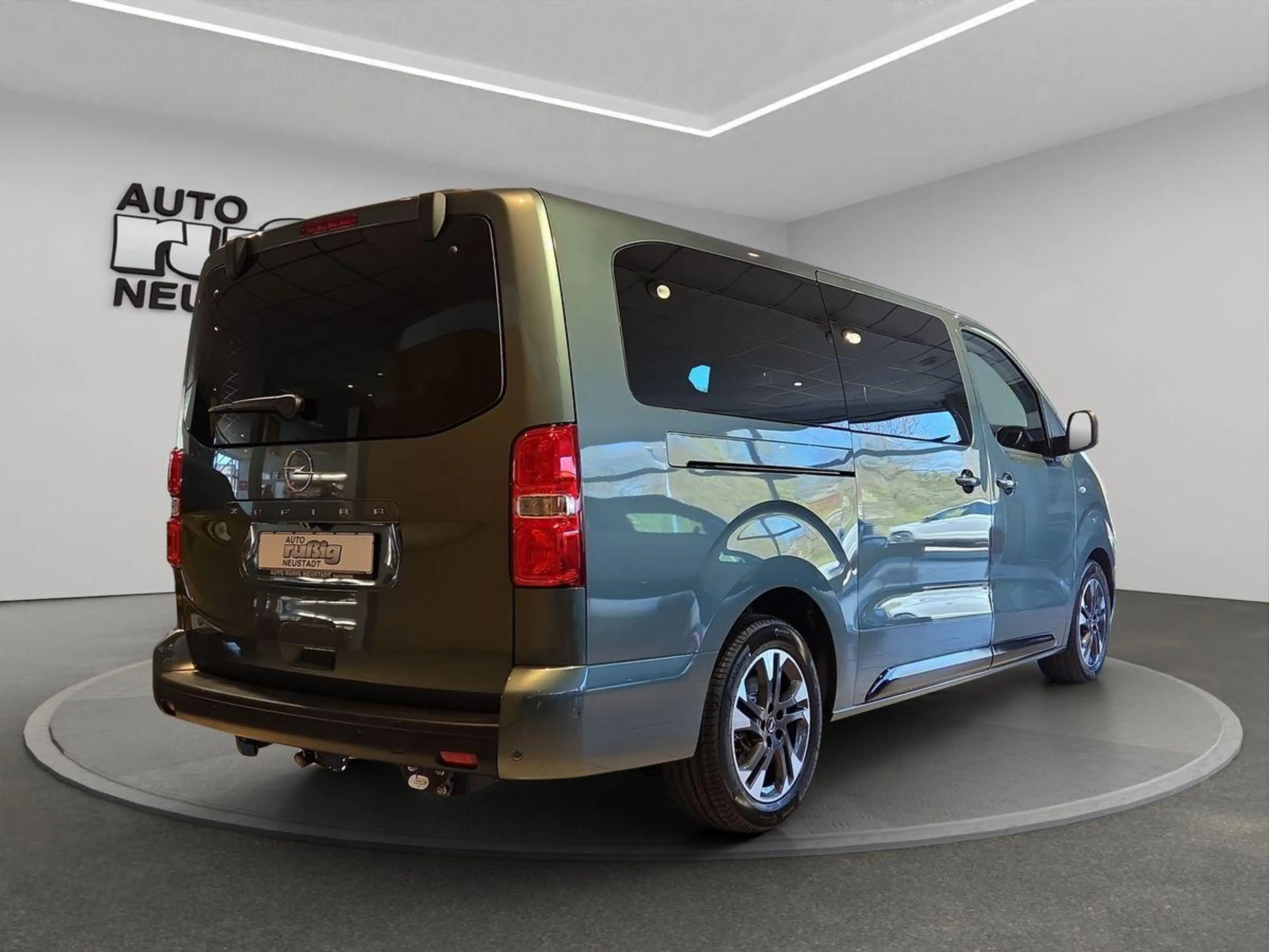 Opel Zafira Life Edition XL 2.2 *LED*NAVI*AHK*KAMERA* — photo 5