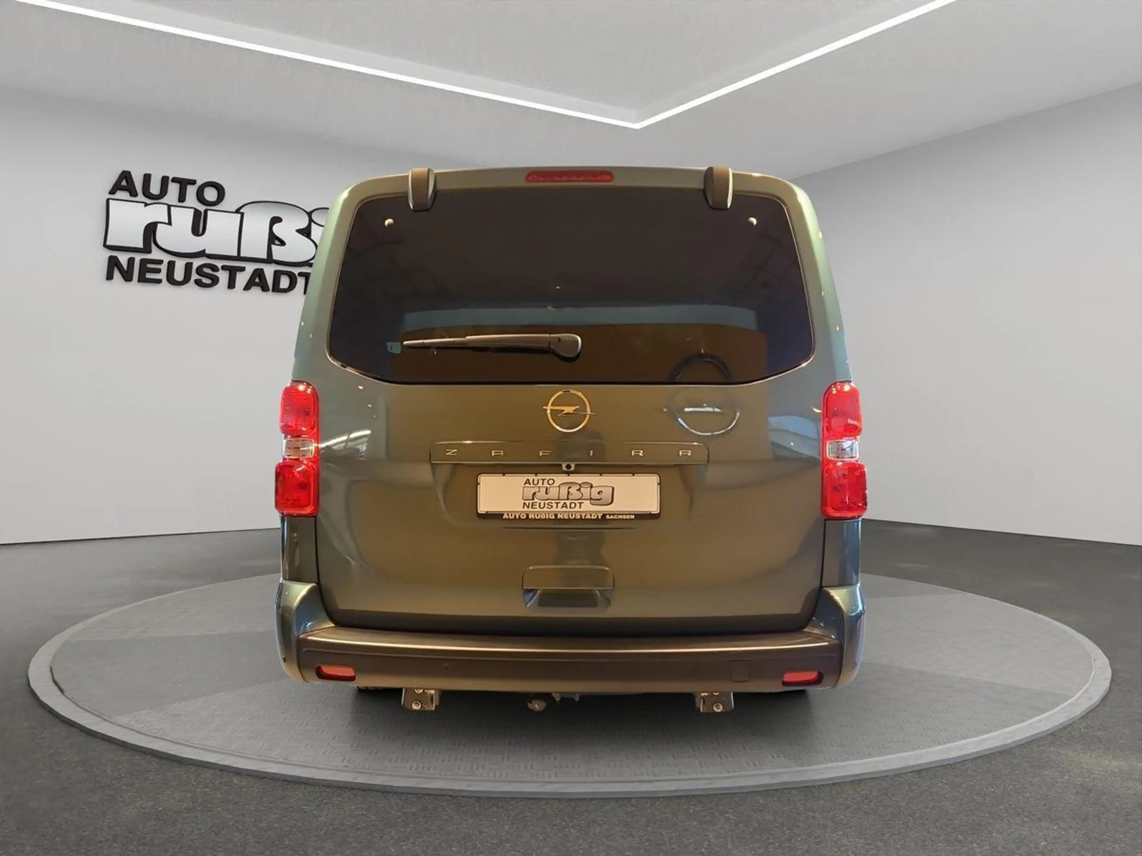 Opel Zafira Life Edition XL 2.2 *LED*NAVI*AHK*KAMERA* — photo 4
