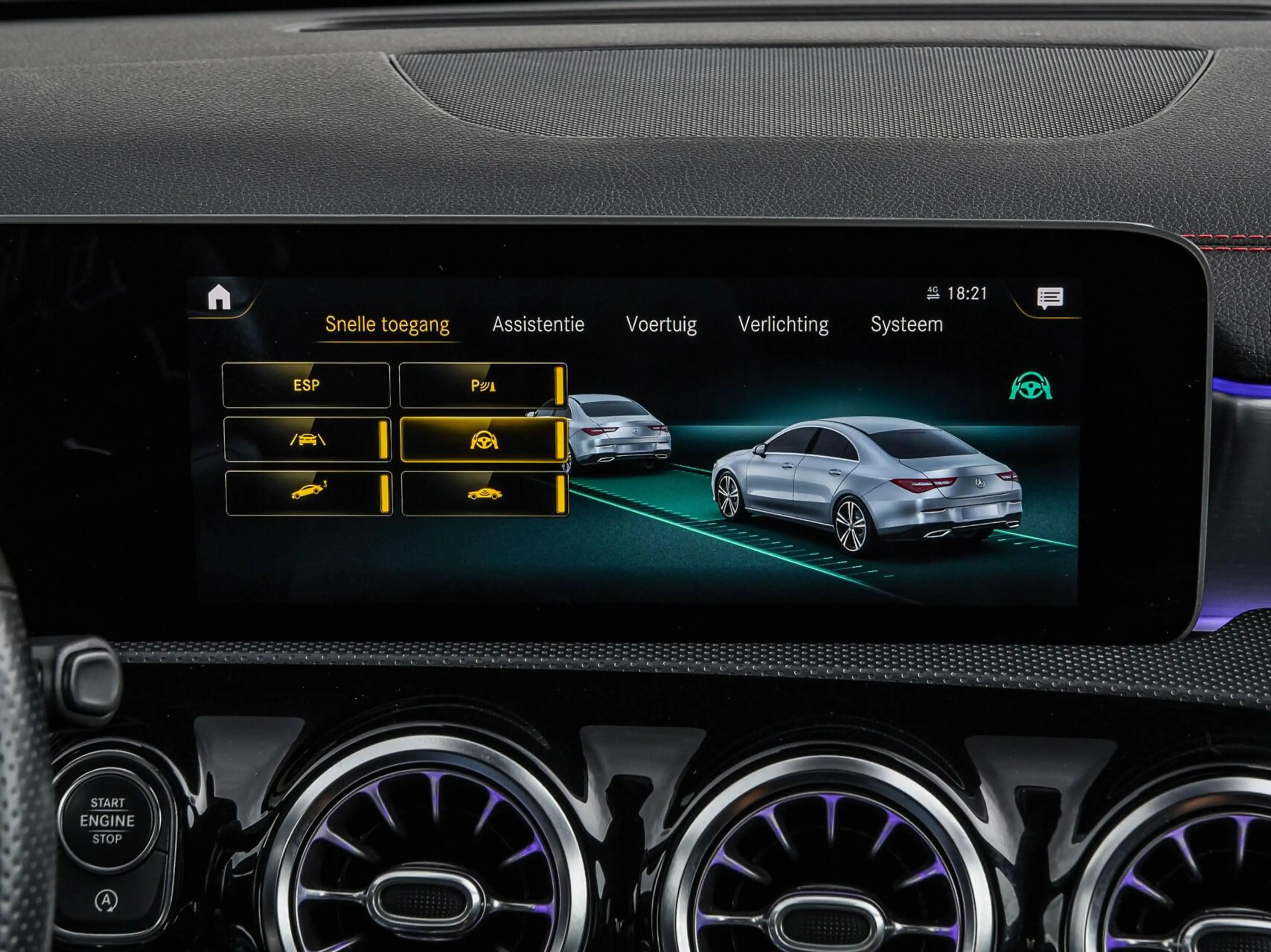 Mercedes-Benz CLA 200 d Premium Plus AMG Night Edition | Panoramadak | S — photo 31