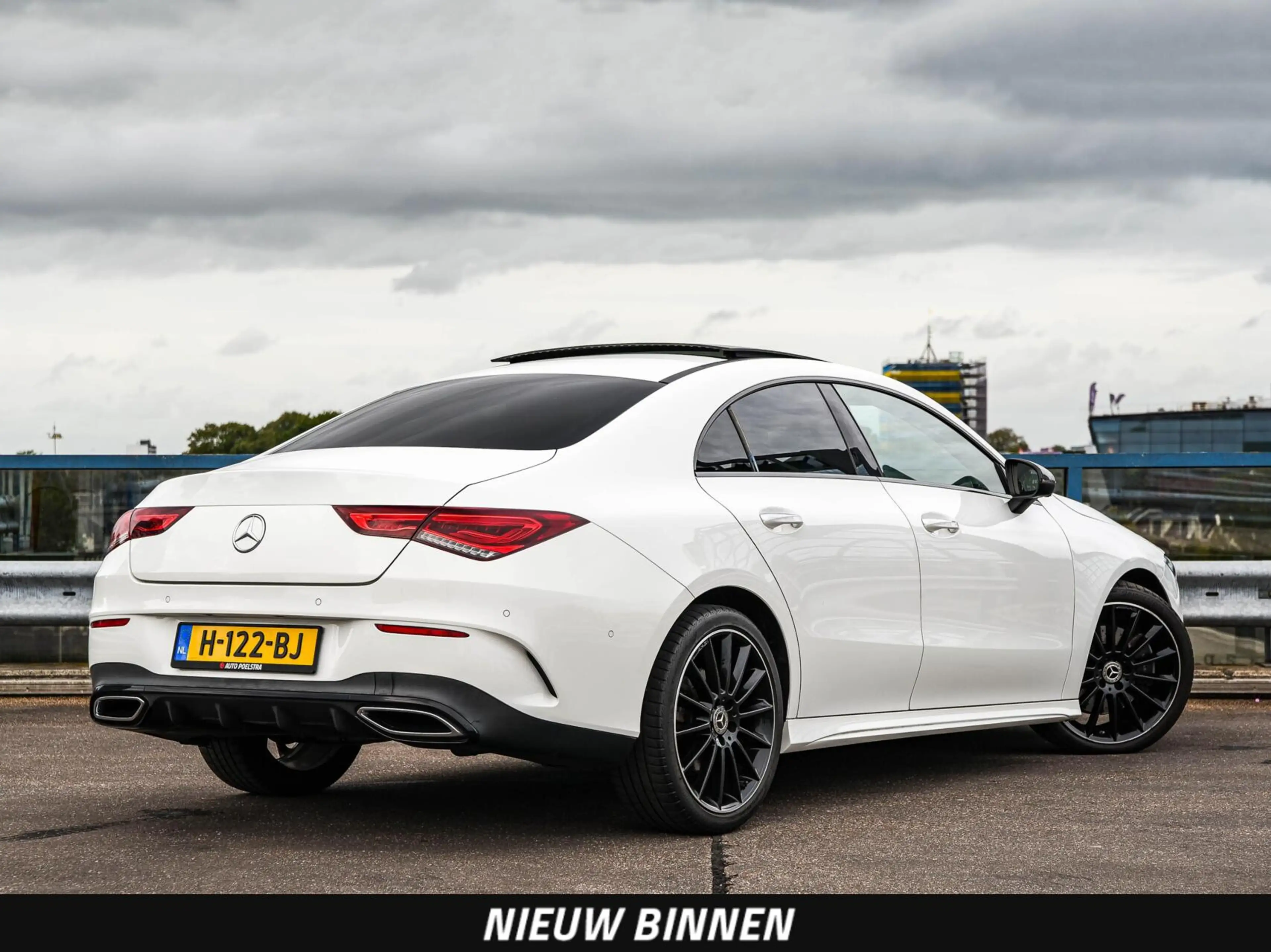 Mercedes-Benz CLA 200 d Premium Plus AMG Night Edition | Panoramadak | S — photo 3