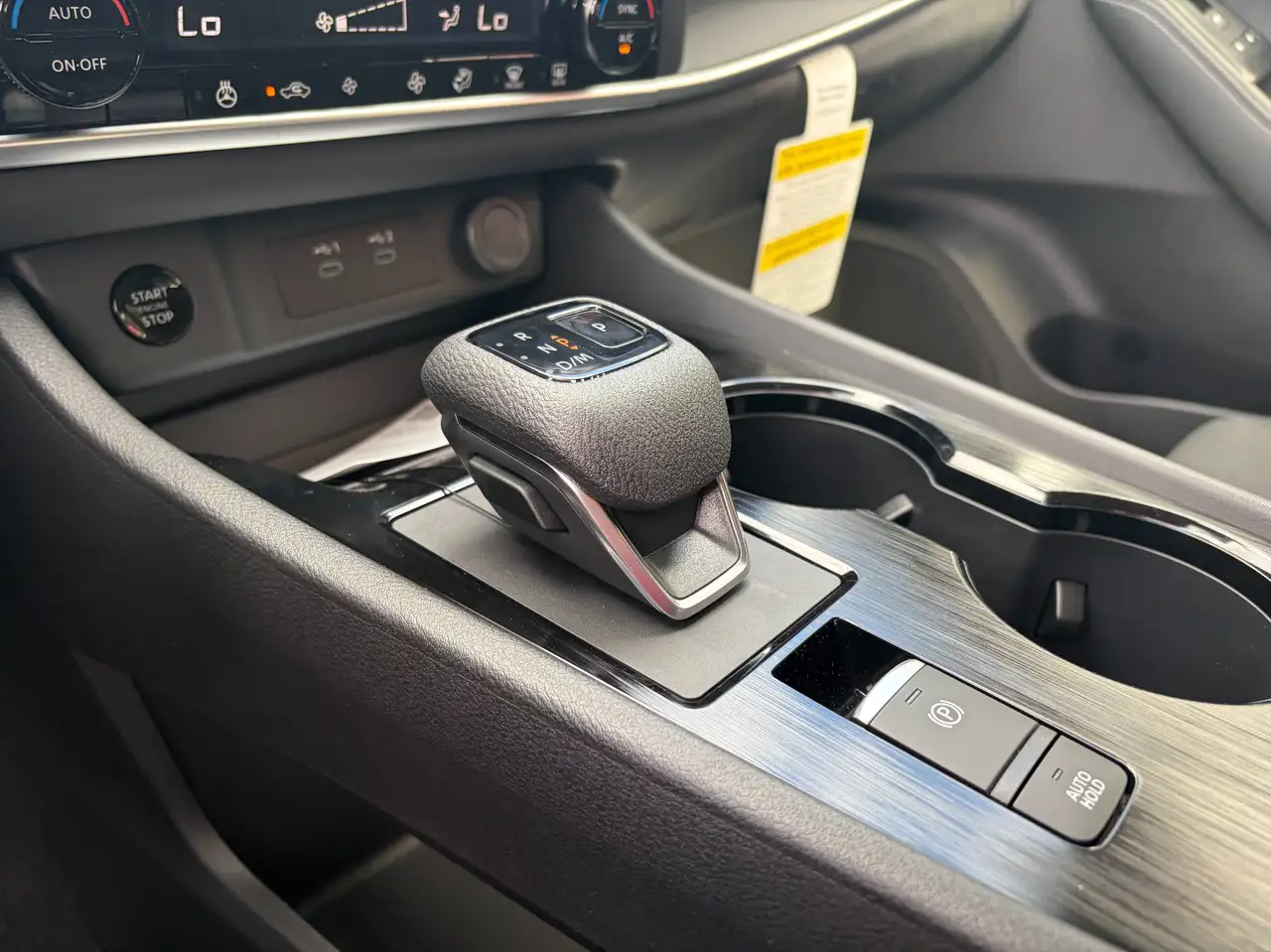 Nissan Rogue photo Nissan Rogue