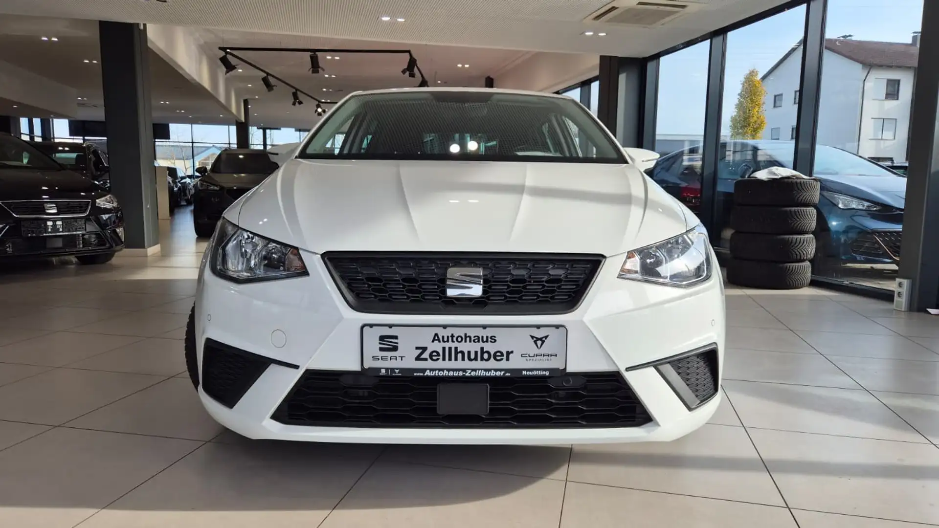 SEAT Ibiza 1.0 TSI Style *Full Link*Klimaauto*Kamera* Weiß - 2