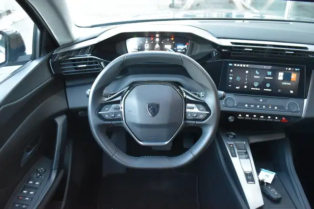 Peugeot 308 view 13