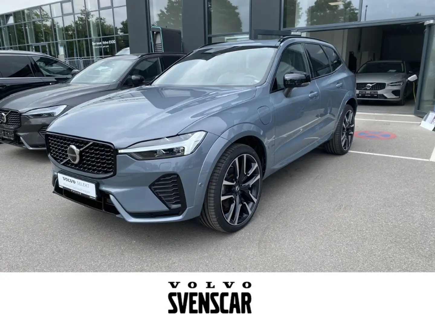 Volvo XC60 Ultimate Dark Recharge Plug-In Hybrid AWD T8 Twin Grau - 1