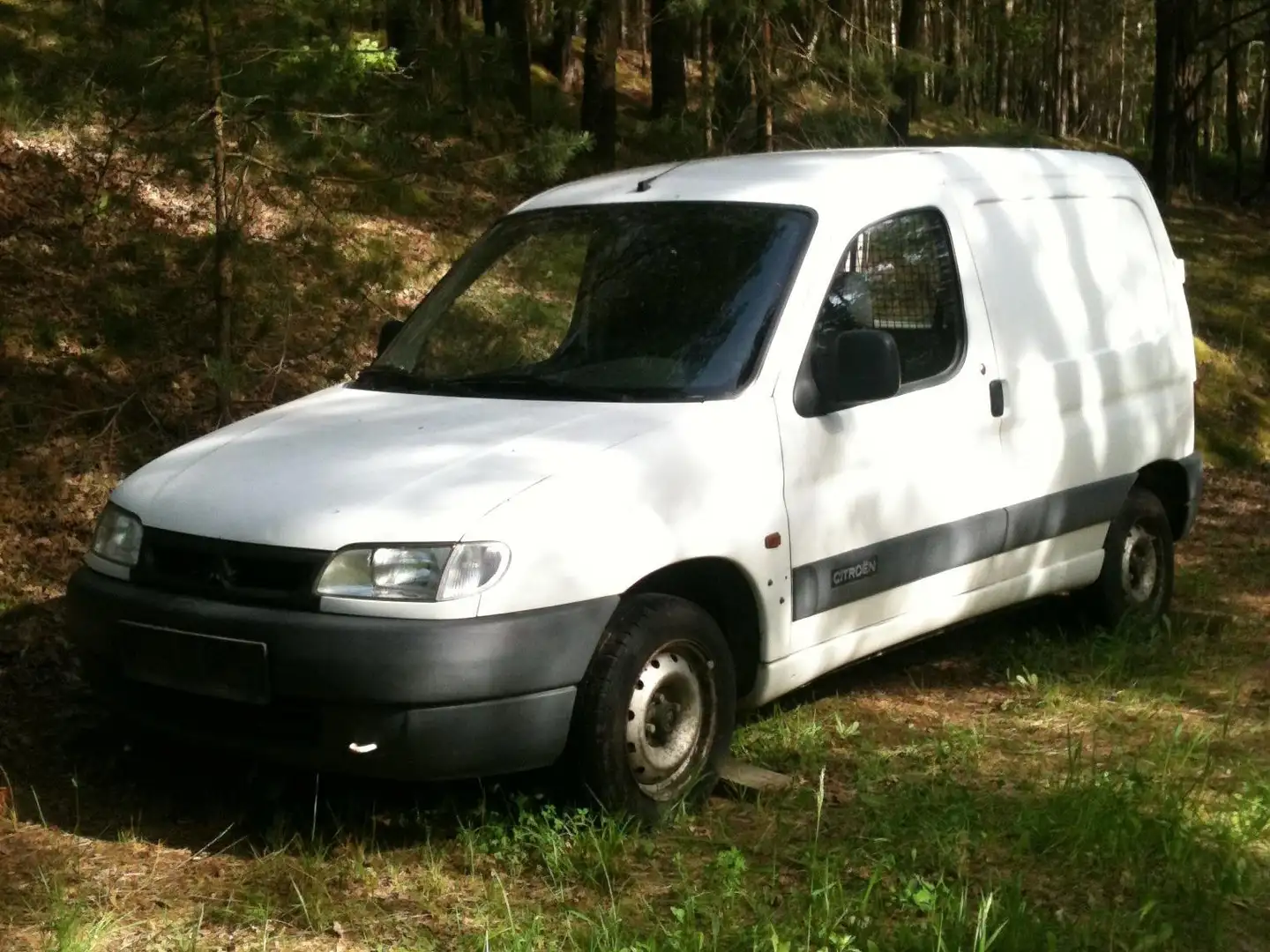 Citroen Berlingo 1.8D 600 Blanc - 2
