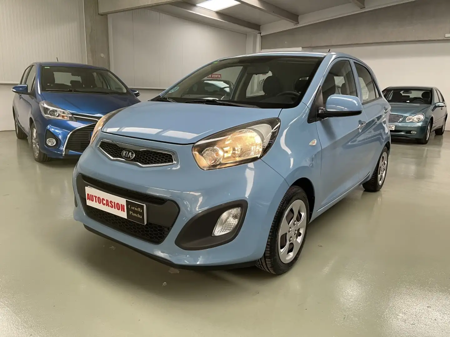 Kia Picanto 1.0 Concept Blau - 1