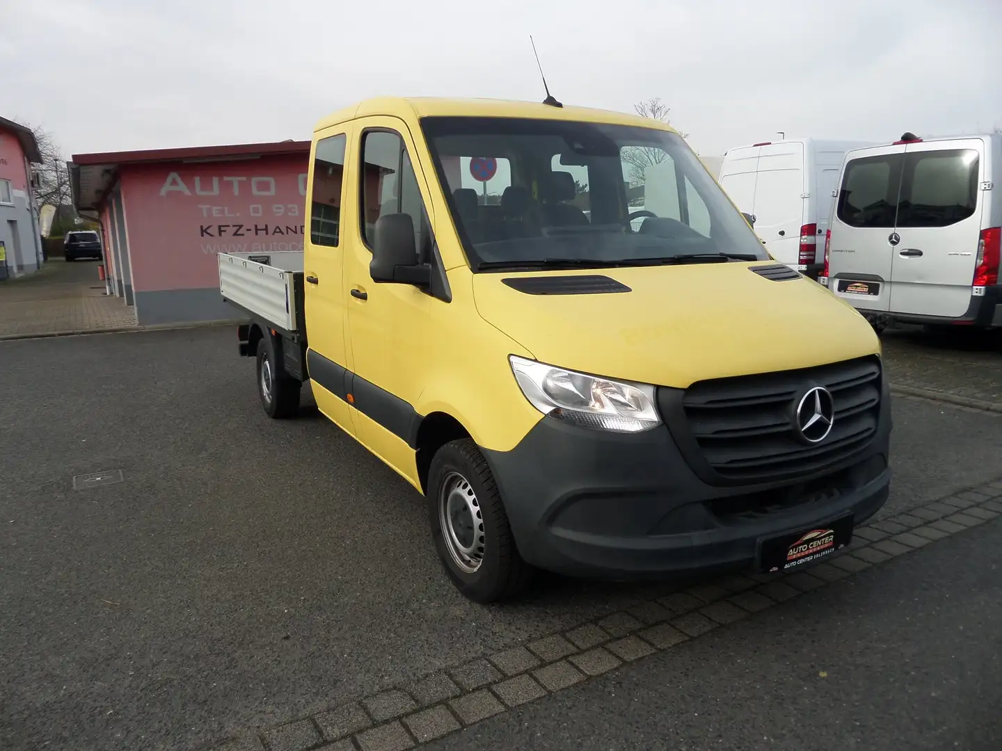 Mercedes-Benz Sprinter 315 cdi Pritsche+DoKa 6Sitzer+Klima+Navi+AUTOMATIK Gelb - 2
