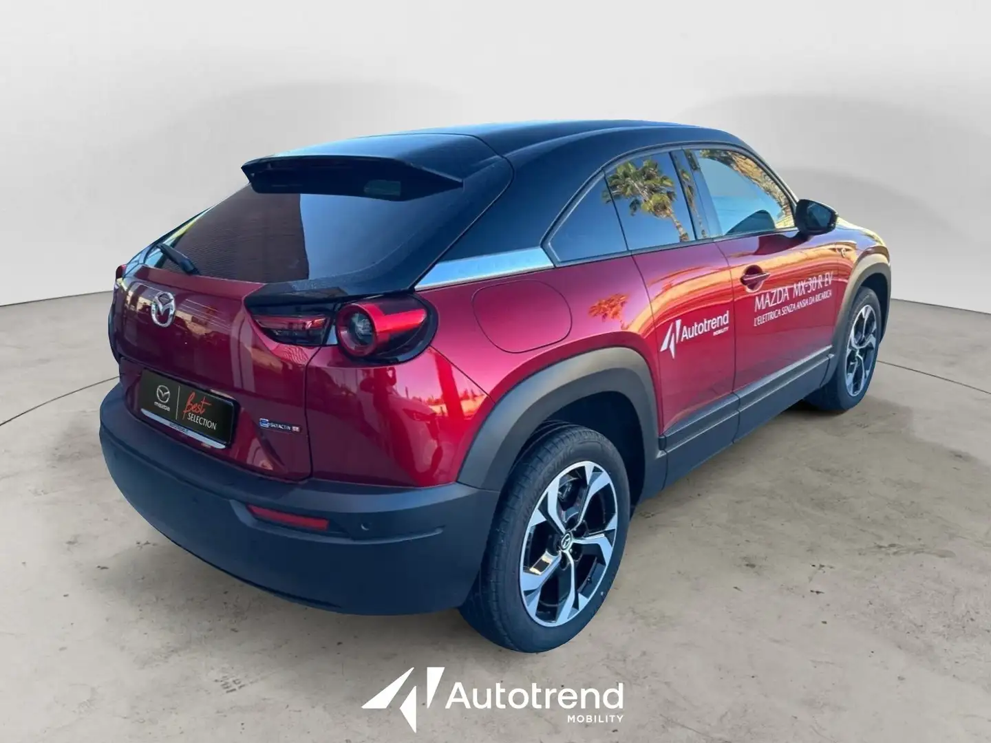Mazda MX-30 e-Skyactiv 170 CV Pug-In R EV Makoto Rot - 2