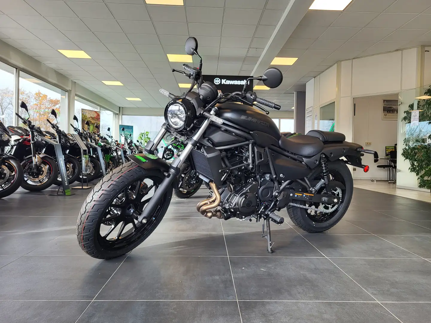 Kawasaki Eliminator 500 Eliminator 500 Schwarz - 1